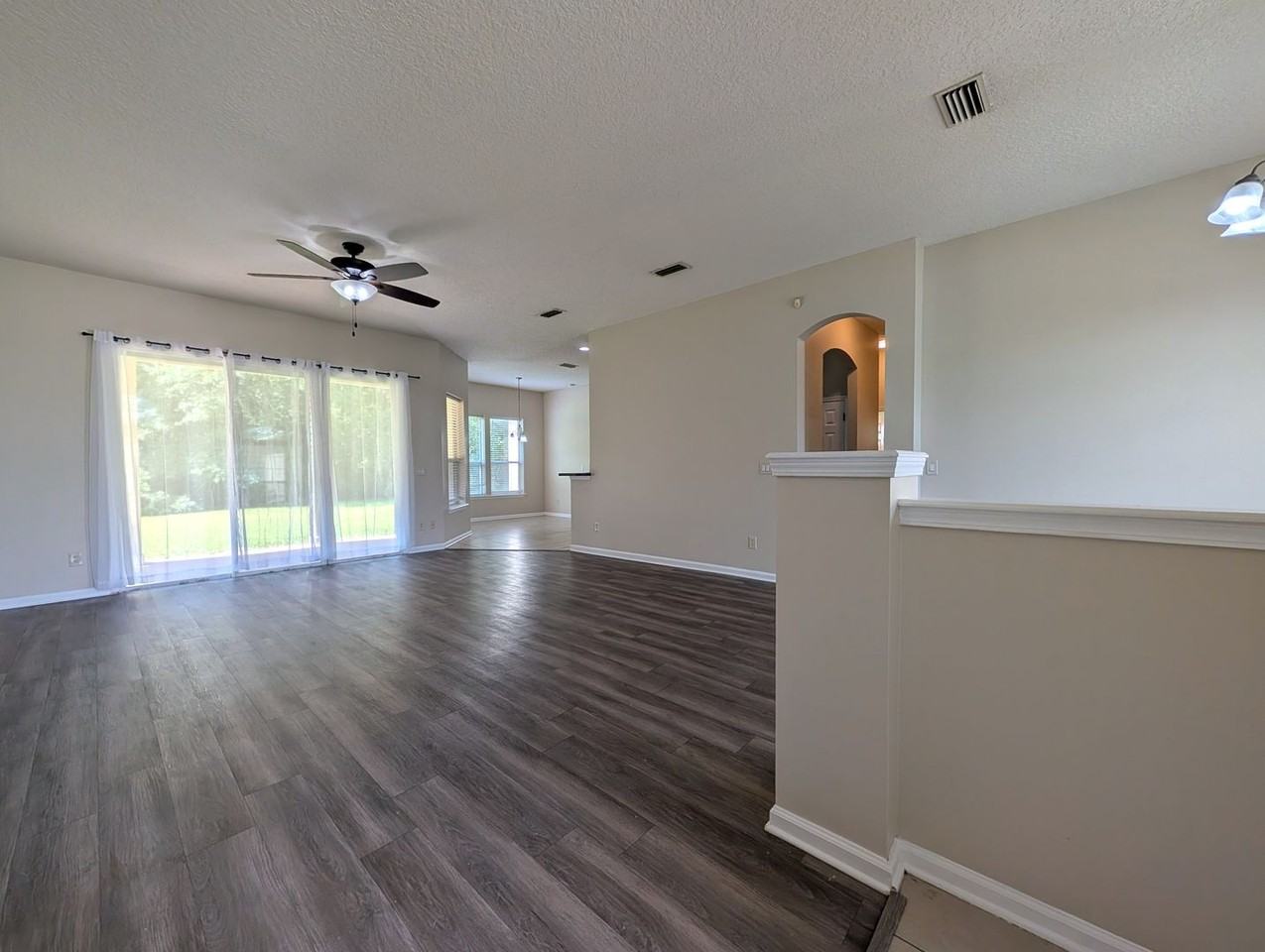 5190 Johnson Lake Ct - Photo 3 of 21