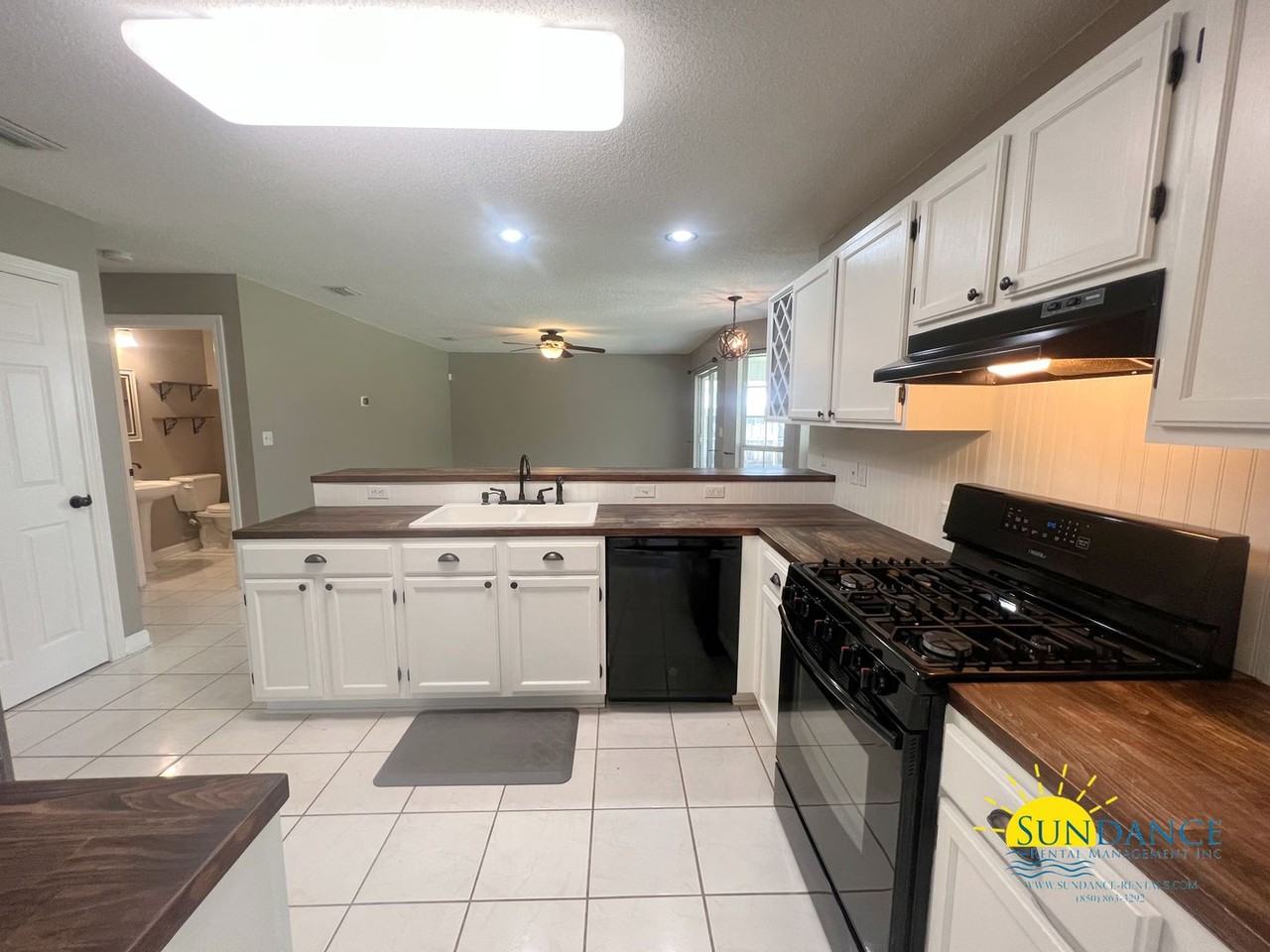 453 Forest Glen Pl - Photo 6 of 29