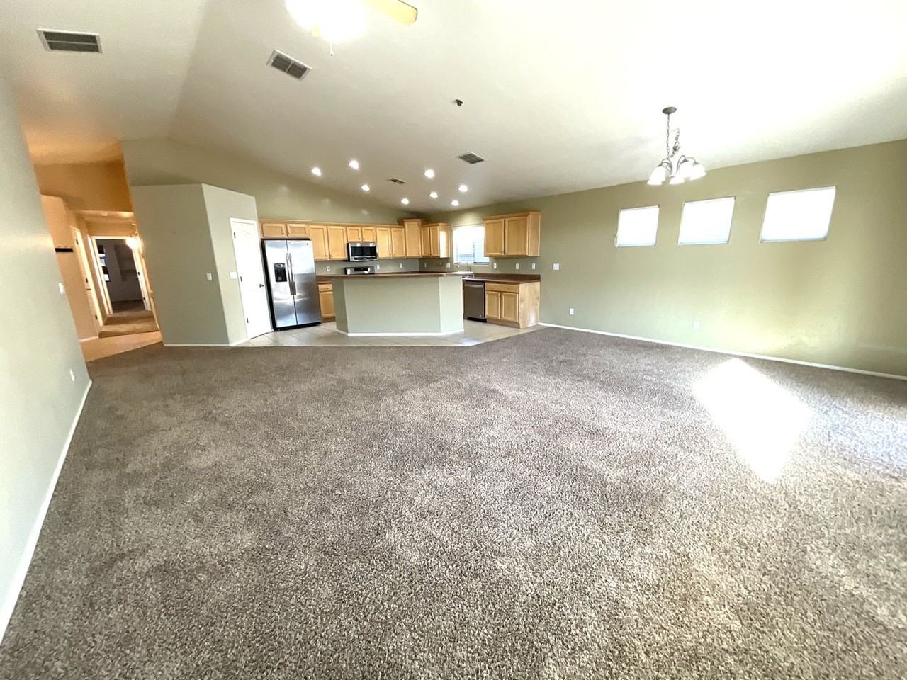 10434 E Rose Hill St - Photo 4 of 37