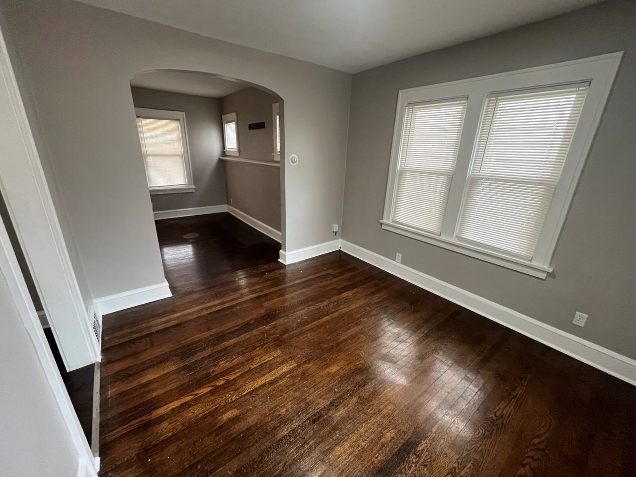 825 Smith Ave Nw - Photo 7 of 34