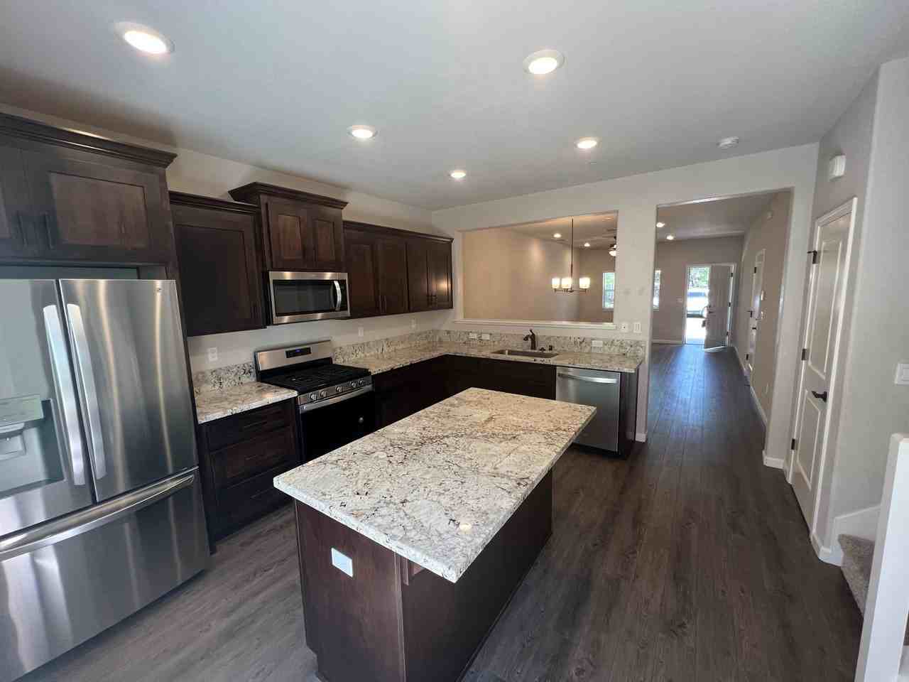 3902 Wickman Loop - Photo 7 of 22