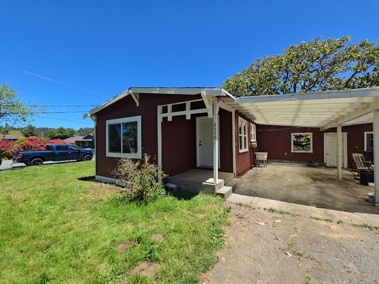 2350 Eye St - Photo 2 of 16
