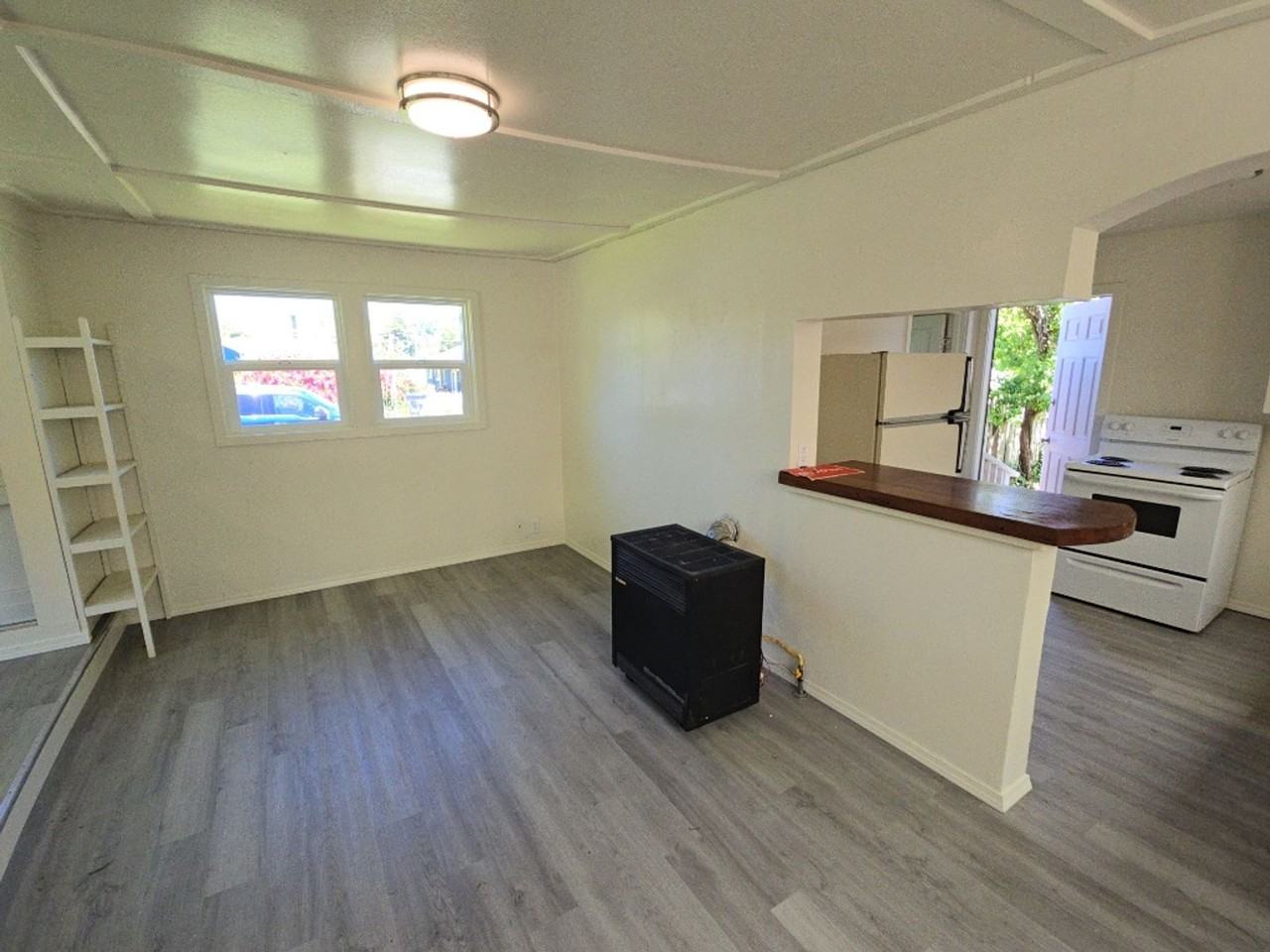 2350 Eye St - Photo 6 of 16