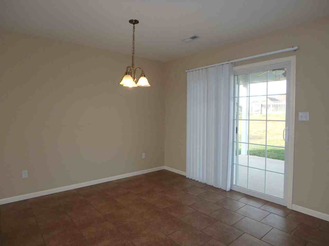 407 Golden Eagle Dr - Photo 6 of 24