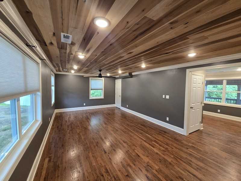 545 Lakeview Dr #A - Photo 4 of 27
