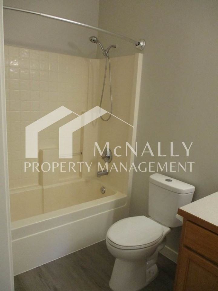 14002 95th Ave Nw - Photo 5 of 13