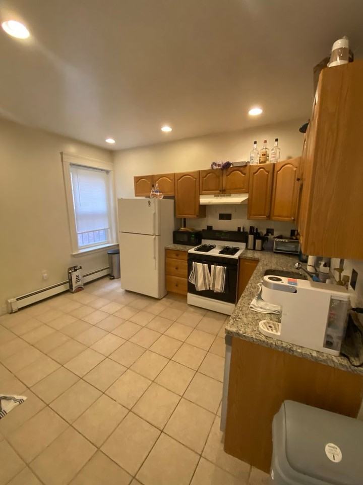 38 Orkney Rd - Photo 4 of 15