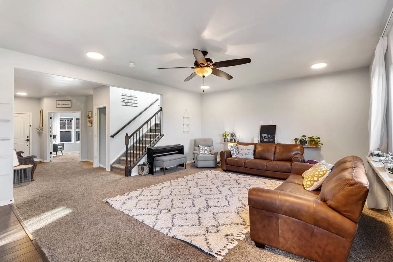 7268 Thorn Brush Way - Photo 2 of 23