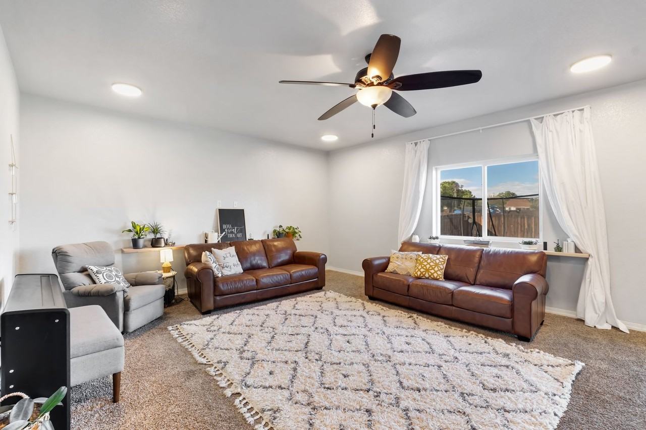 7268 Thorn Brush Way - Photo 3 of 23