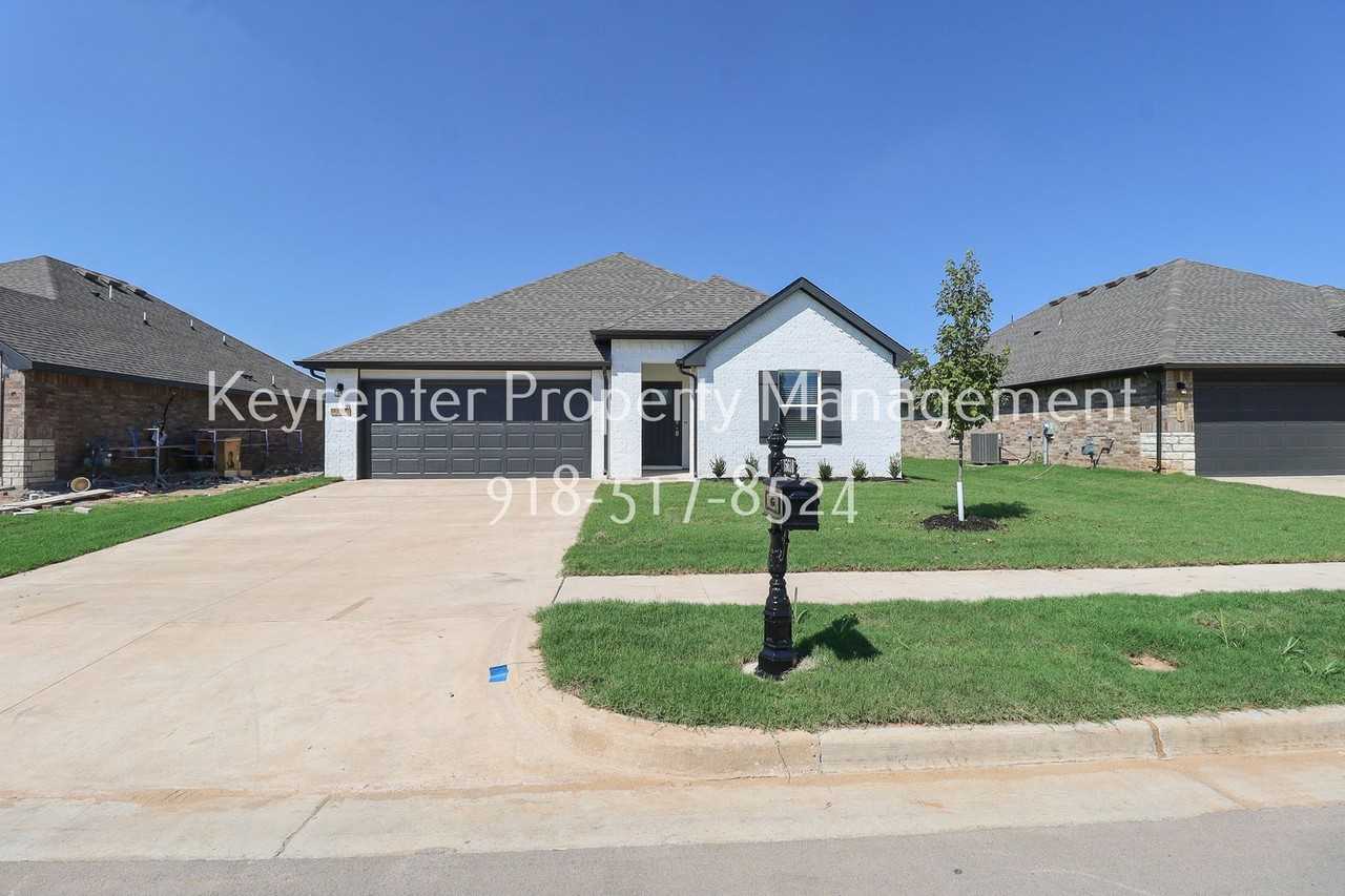 15610 S 75th East Ave - Photo 2 of 45