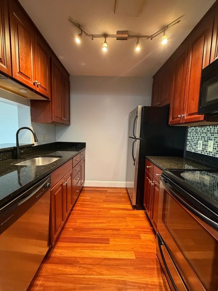 108 Eastern Ave #303 - Photo 6 of 13