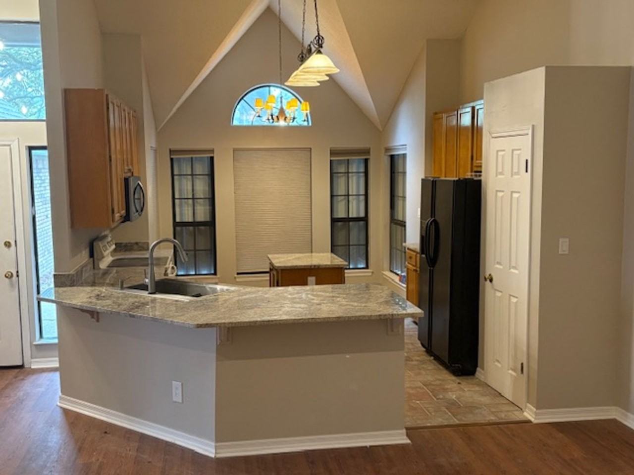 1236 Whitewood Way - Photo 3 of 21