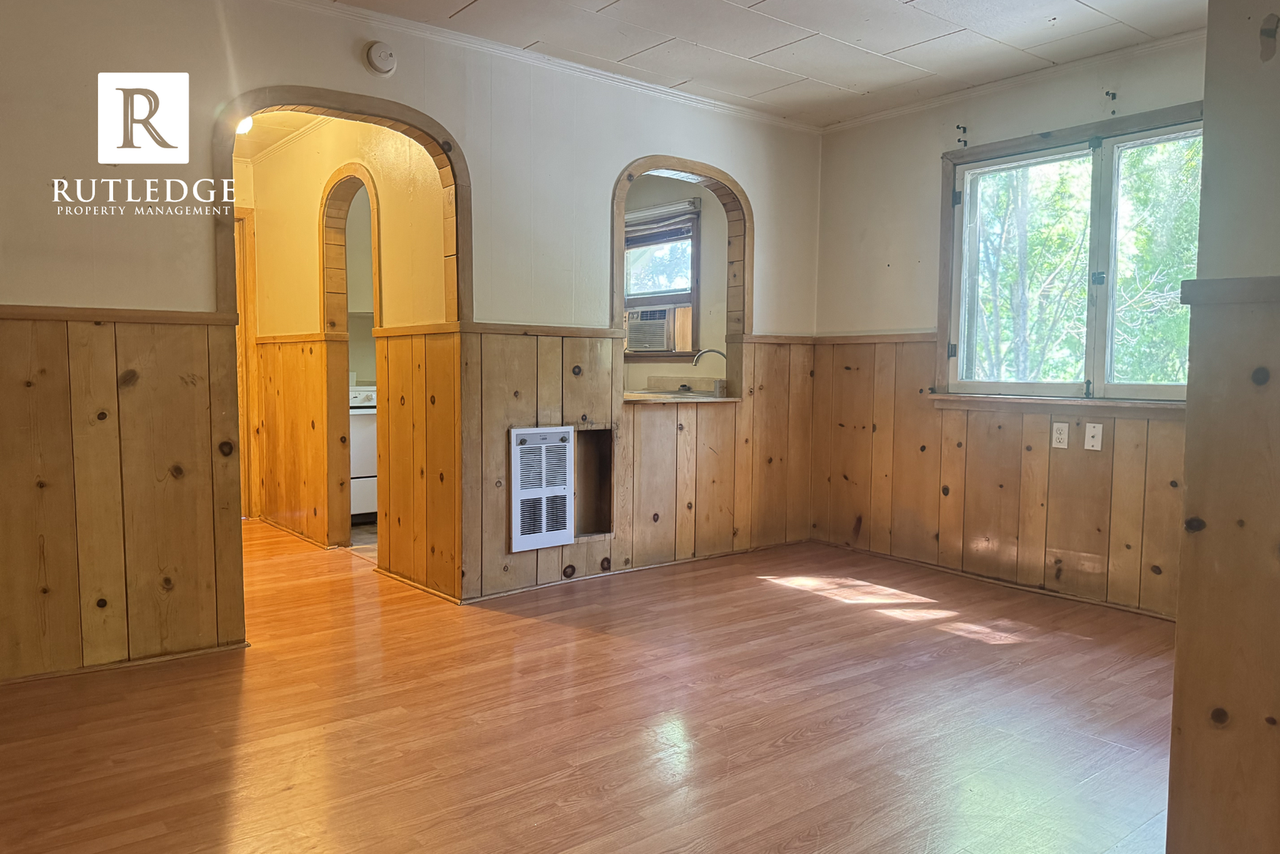 10 Willamette Ave #2 - Photo 3 of 11