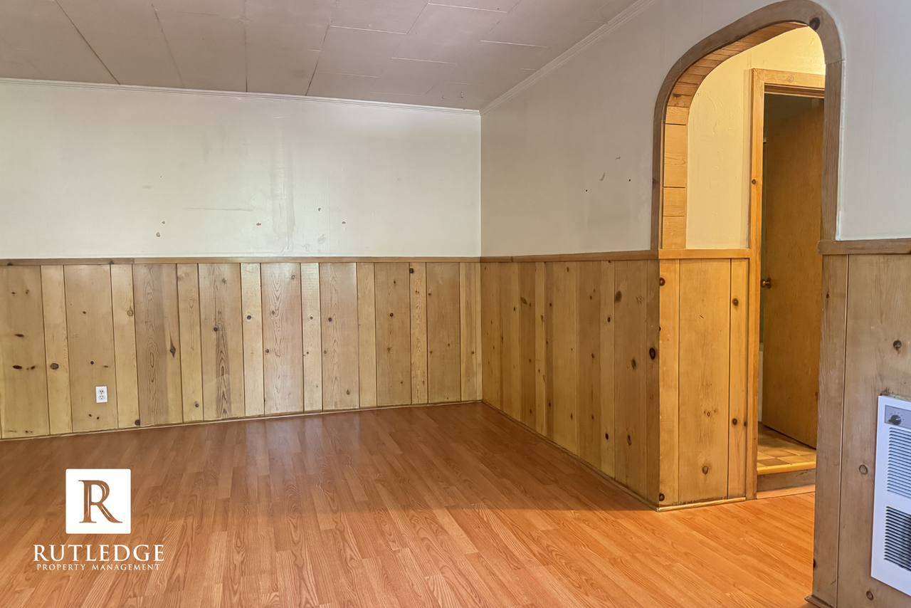 10 Willamette Ave #2 - Photo 4 of 11