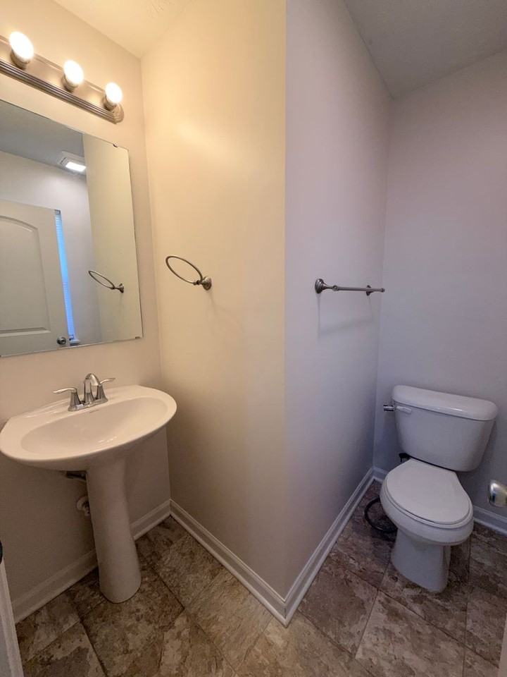 1008 Balto Dr - Photo 5 of 20