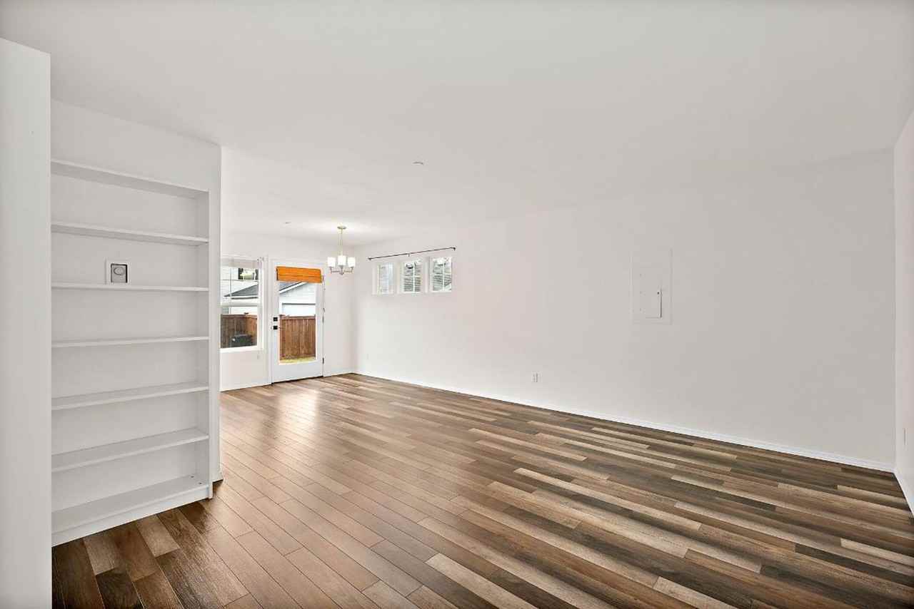 1918 Mcneil St - Photo 4 of 36