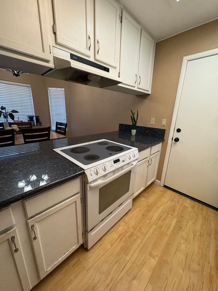 4465 Sunrise Ct - Photo 5 of 21