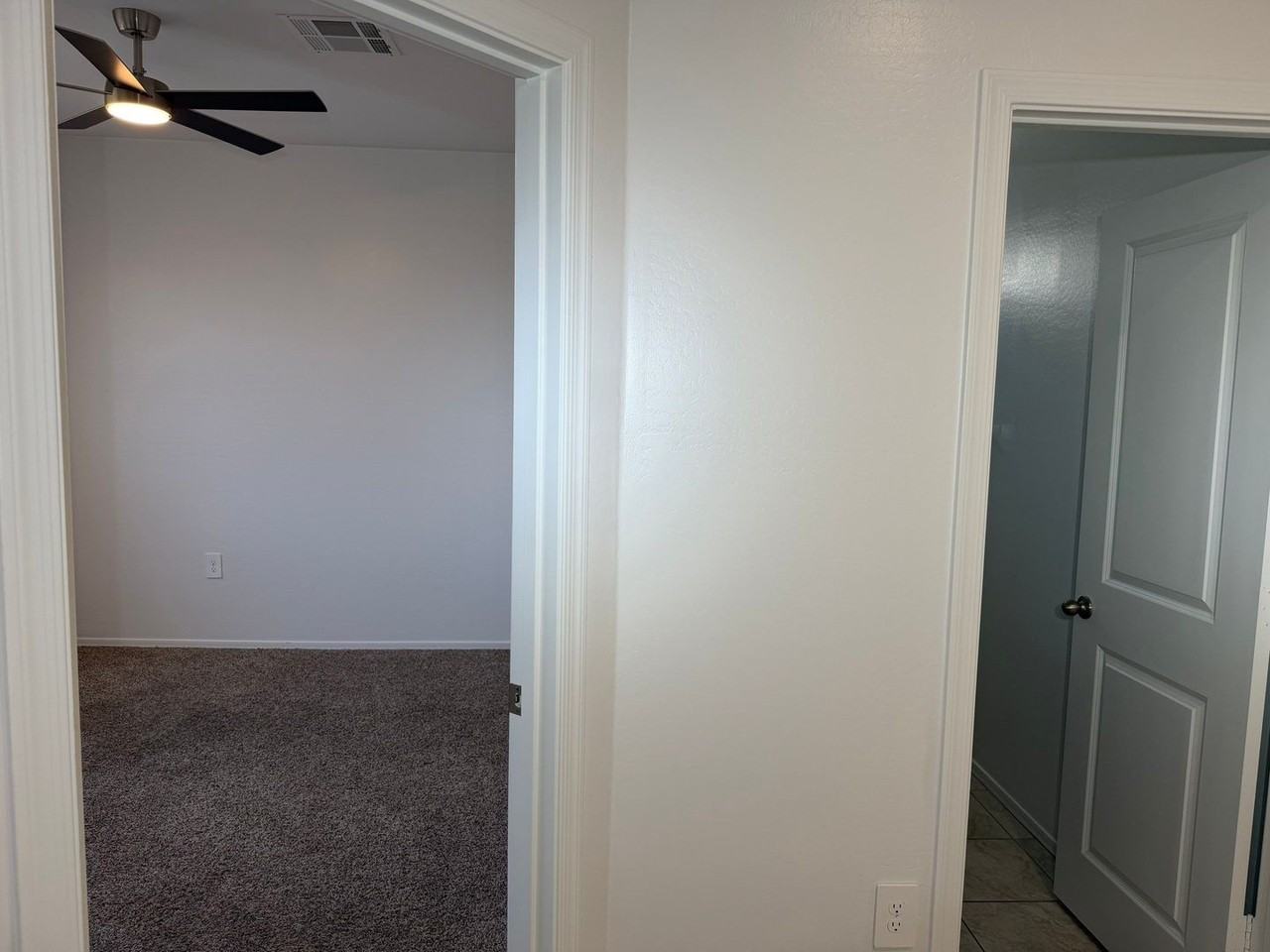 9427 E Alfalfa Dr - Photo 3 of 44