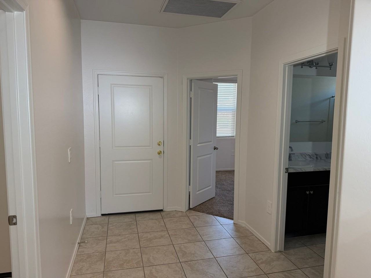 9427 E Alfalfa Dr - Photo 4 of 44