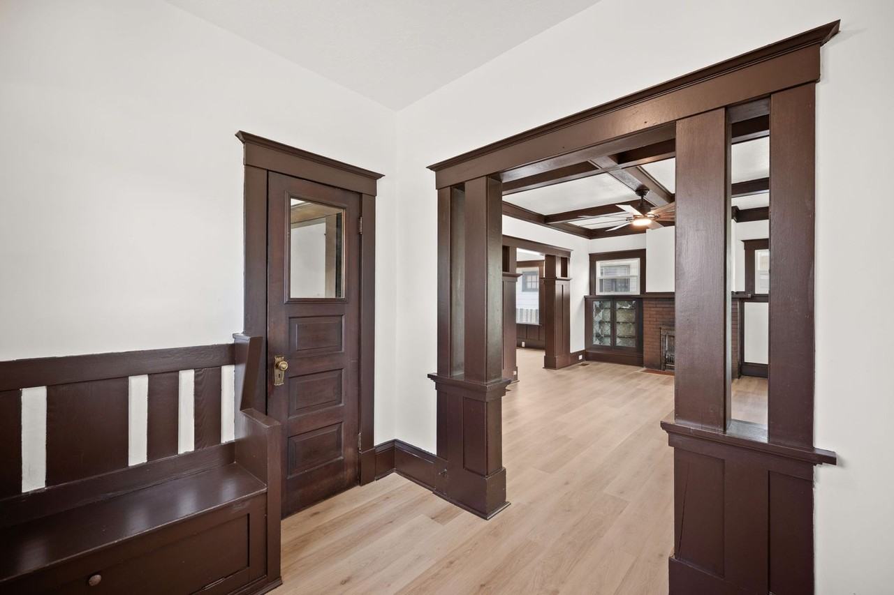 2624 W Eighth Ave - Photo 5 of 40