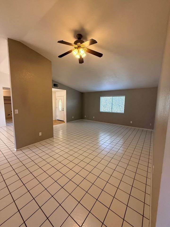 3700 Casper Dr - Photo 5 of 14
