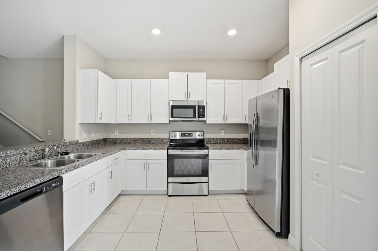 4429 Globe Thistle Dr - Photo 4 of 28