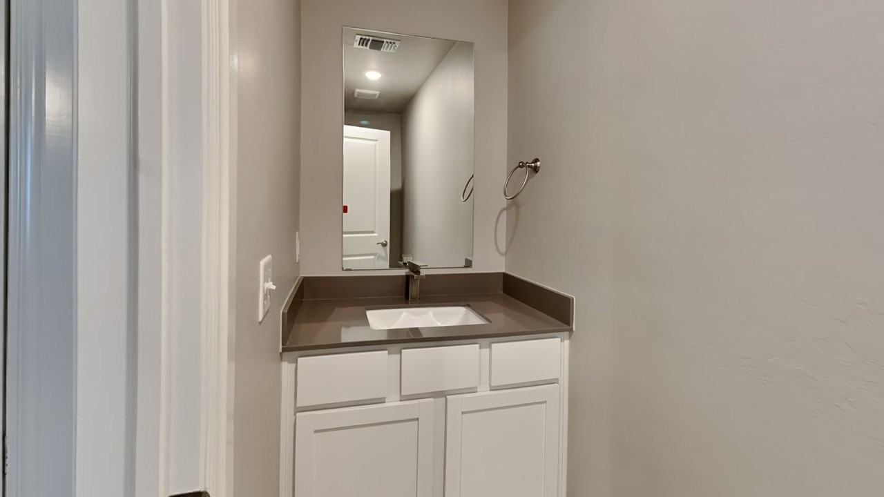 9000 Nw 127th Ter - Photo 6 of 22