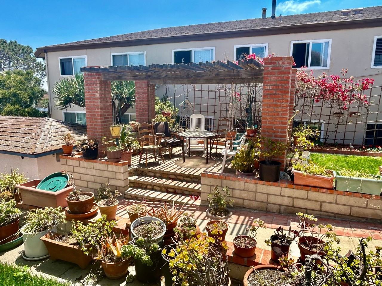 5051 Del Monte Ave - Photo 3 of 36