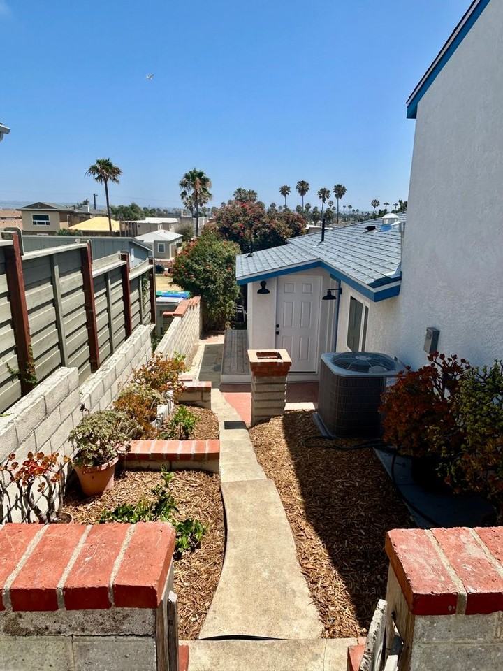 5051 Del Monte Ave - Photo 6 of 36