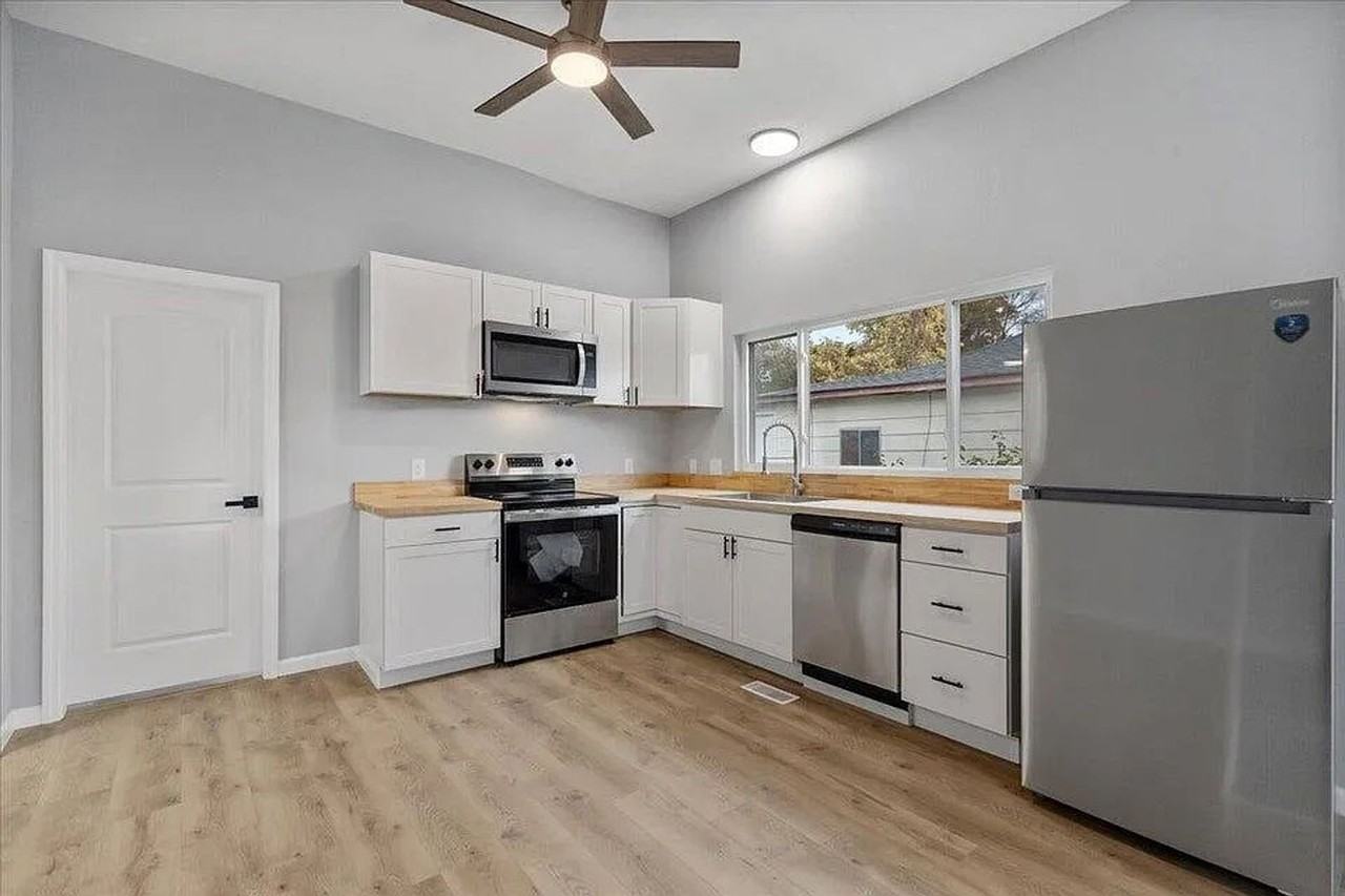 1901 Walker Ave - Photo 5 of 12