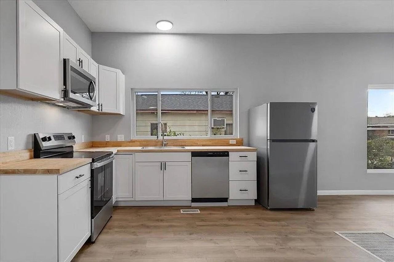 1901 Walker Ave - Photo 6 of 12