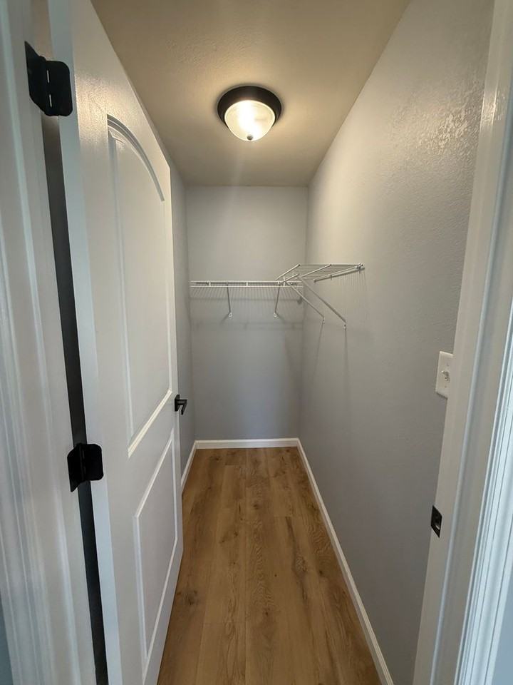 1022 Givens Rd - Photo 7 of 9