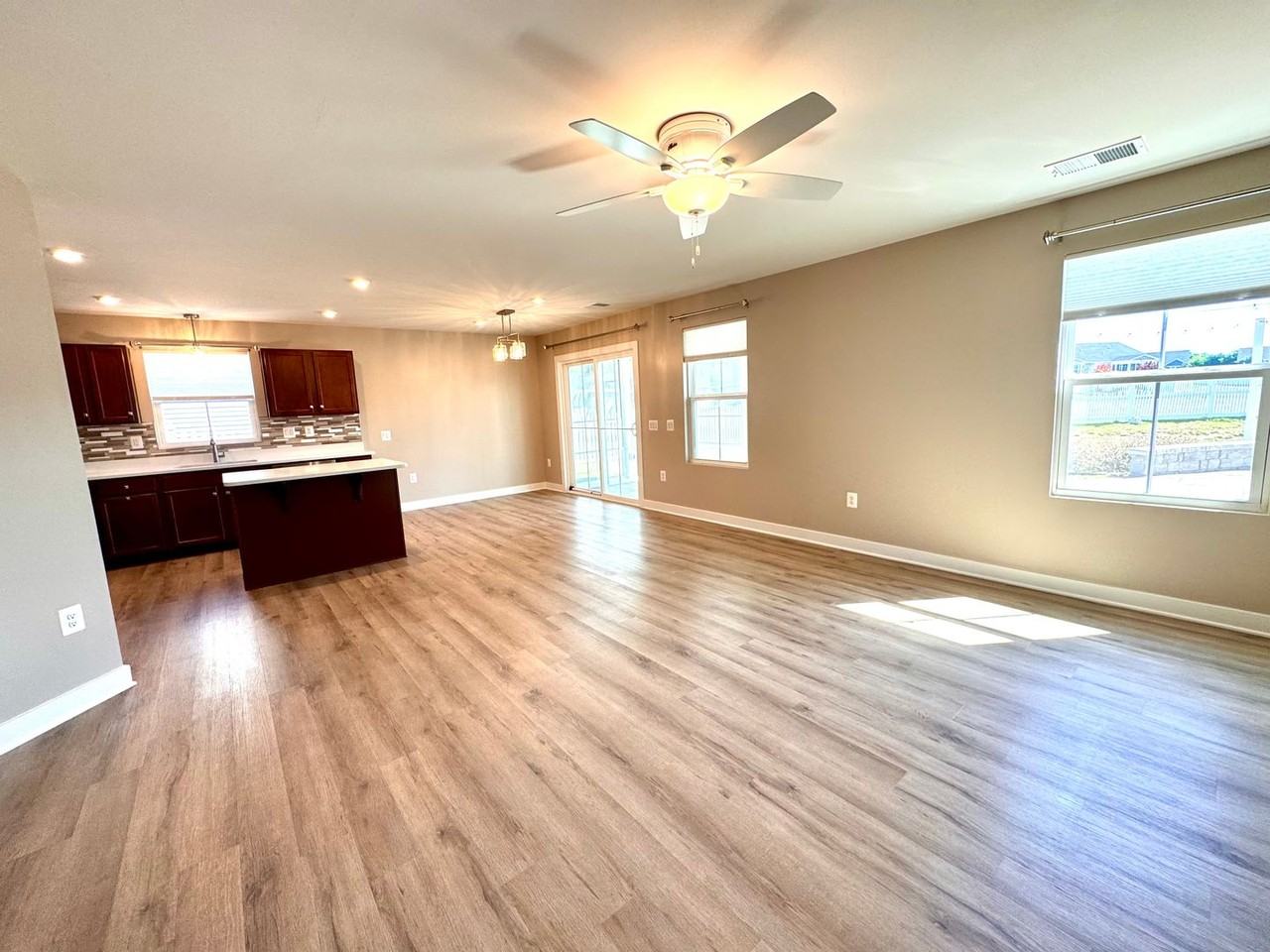 46 S Peak Dr - Photo 7 of 18