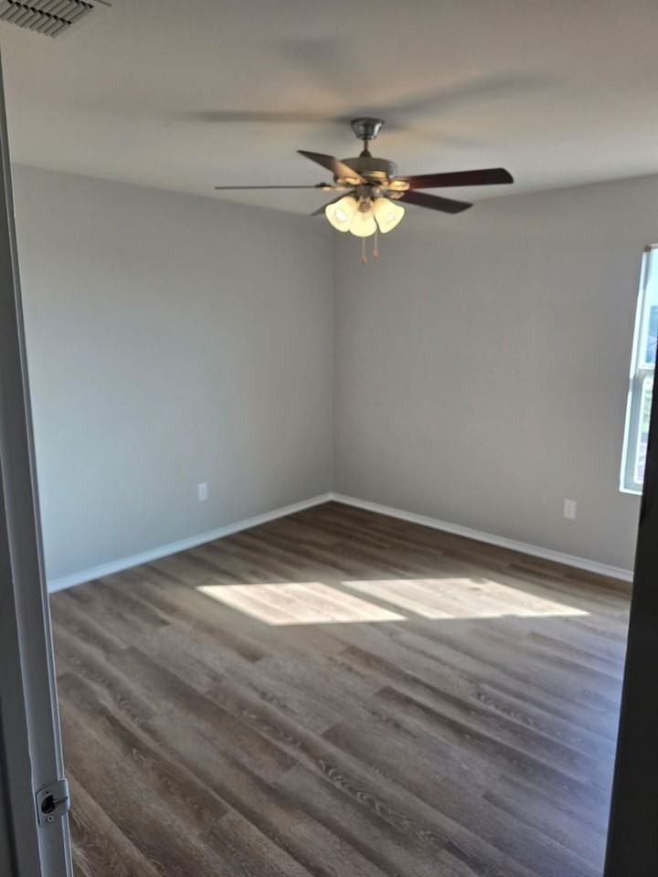 5049 Mosaic Dr - Photo 6 of 11
