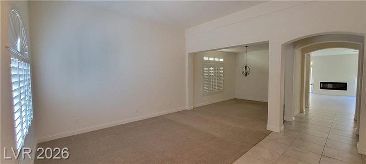 5862 W Haleh Ave - Photo 2 of 29