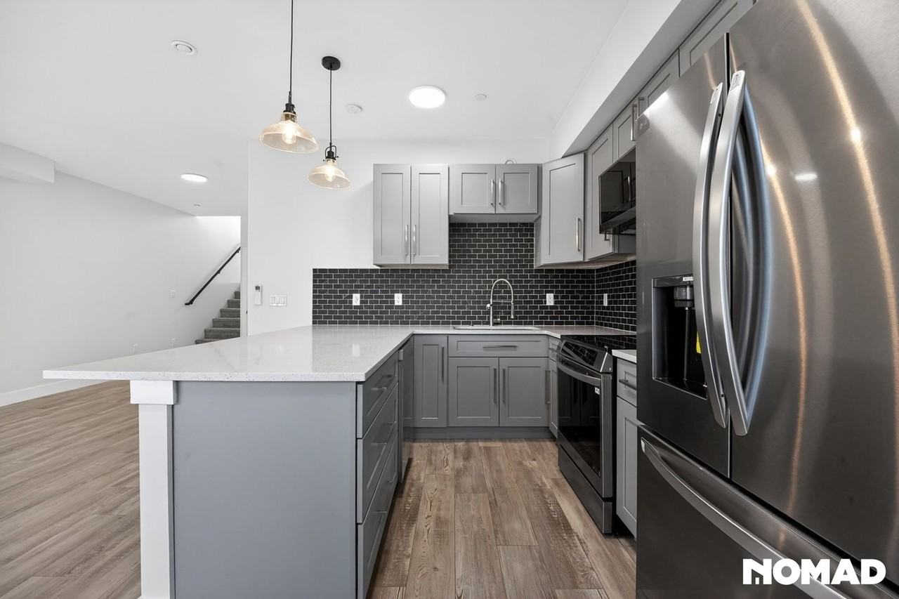 3582 W 66th Ave - Photo 4 of 36