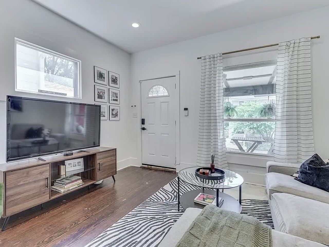 818 Parkway Ave - Photo 5 of 44