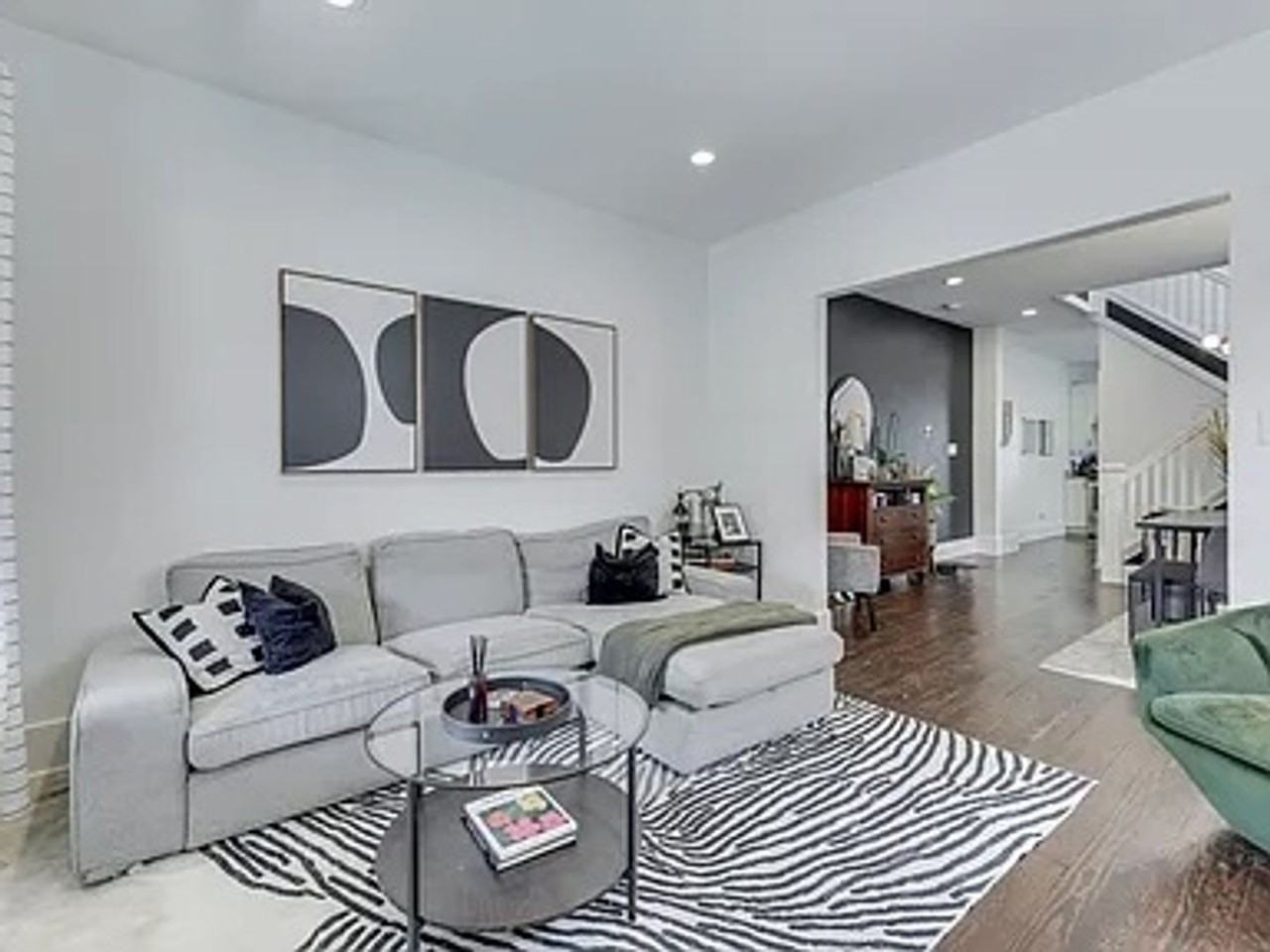 818 Parkway Ave - Photo 7 of 44