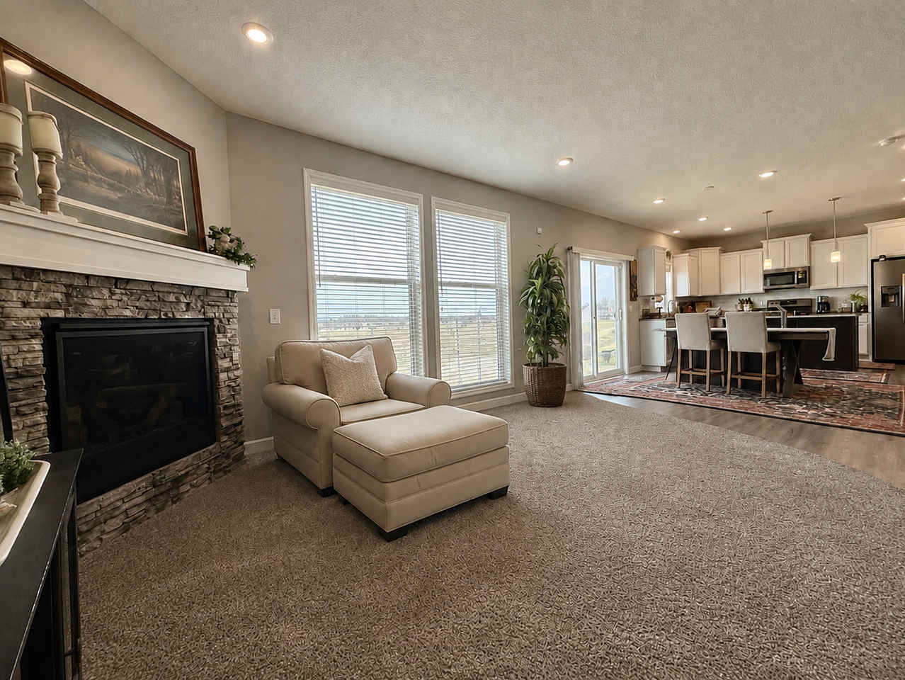 19189 Creekside Trl - Photo 2 of 23
