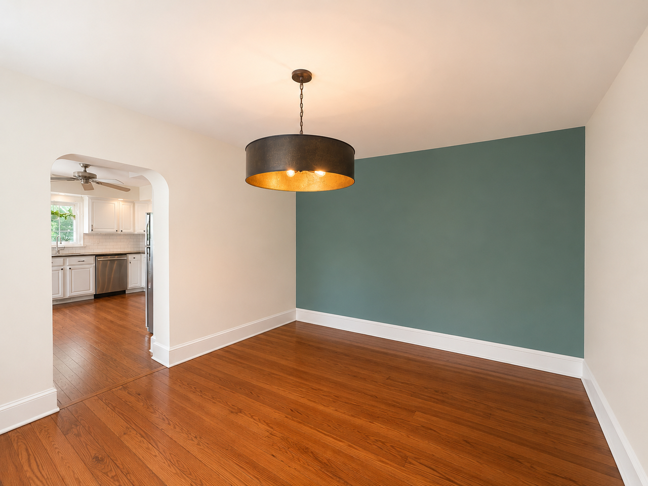 605 W Naomi St - Photo 5 of 13
