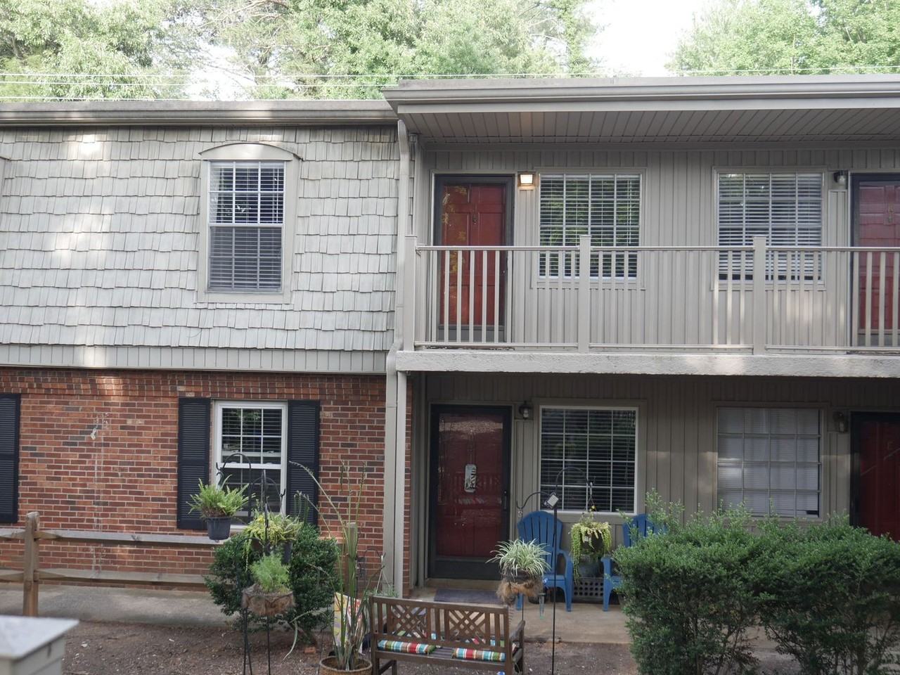 3822 Country Club Rd Apt J #Apt J