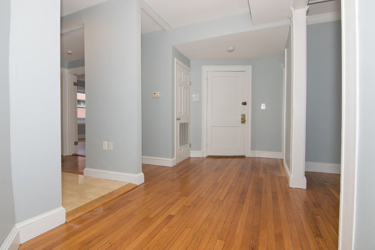63 Boulevard Ter - Photo 7 of 15