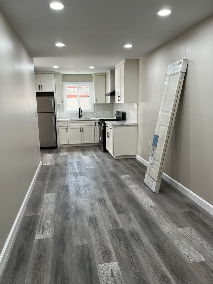 7820 1/2 Farmland Ave - Photo 5 of 15