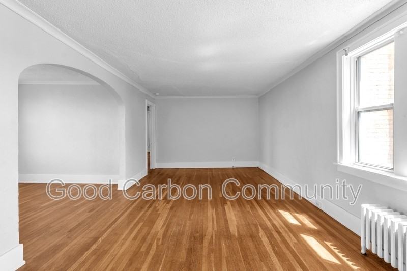 2106 Delaware Ave #10 - Photo 2 of 17