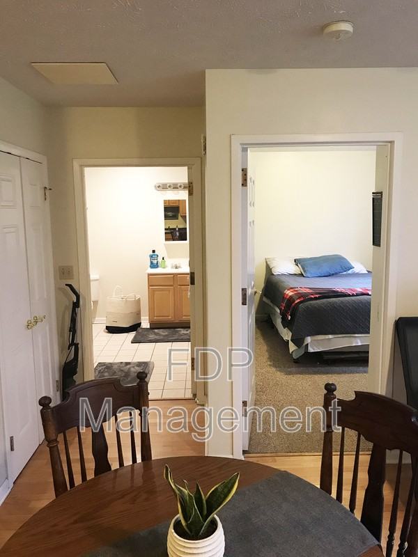 660 East Ave #103 - Photo 2 of 11