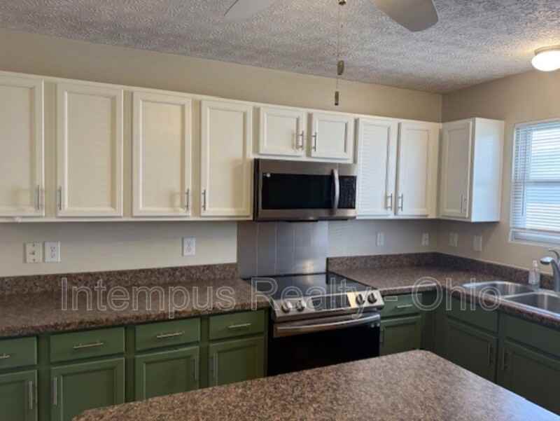 5625 Renner Rd - Photo 4 of 34