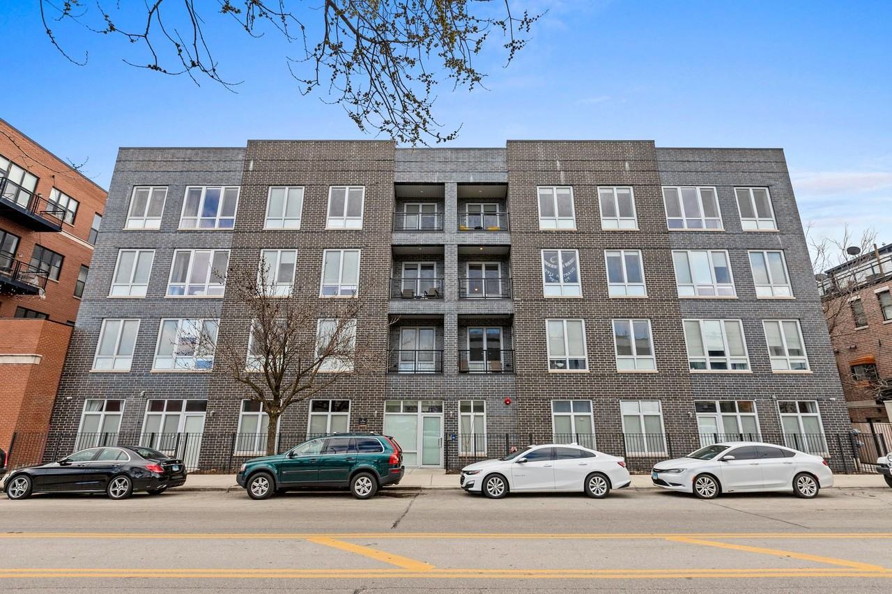 2217 W Madison St #313