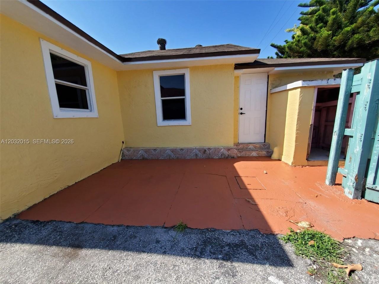 10341 Nw 6th Ave #0 - Photo 3 of 32
