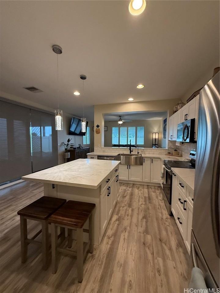 91-6221 Kapolei Pkwy #309 - Photo 4 of 22