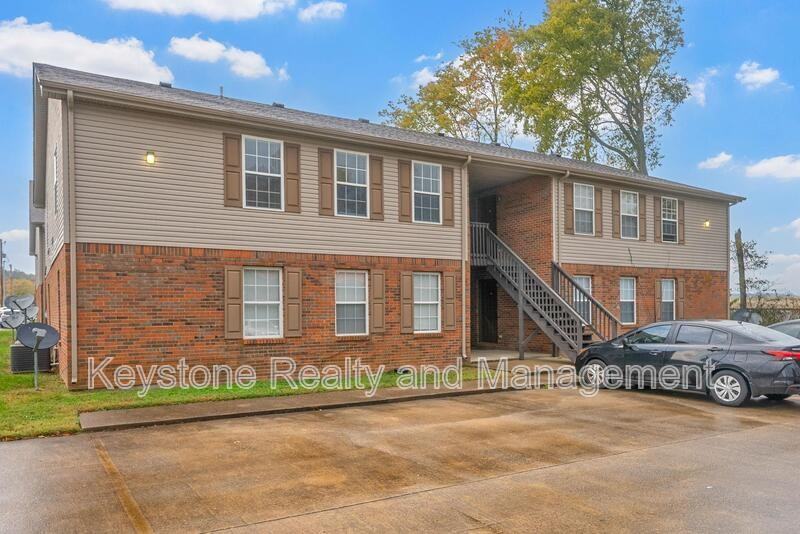 119 Mace Ln #202